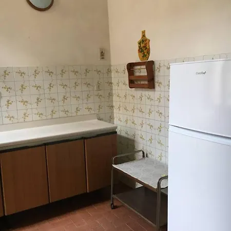 In Palazzo D'epoca Vicino Al Mare Apartment *