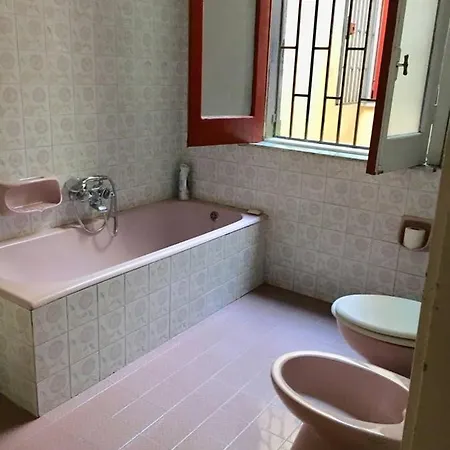 In Palazzo D'epoca Vicino Al Mare *